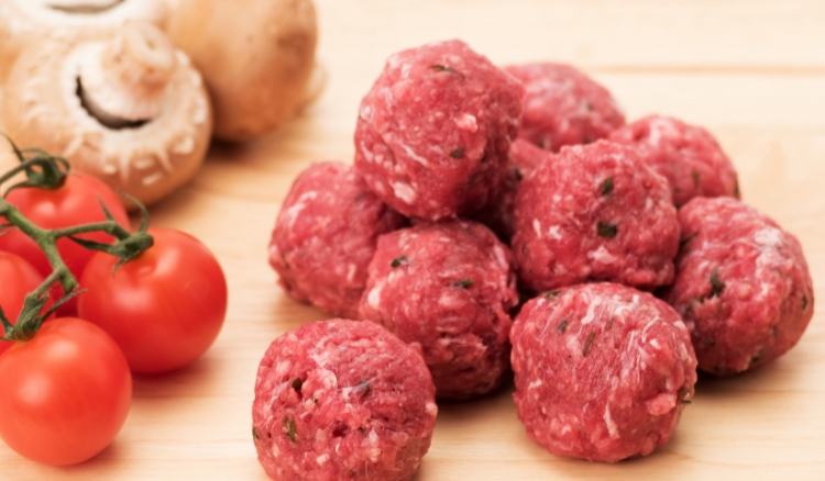 1 kg de carne moída dá para fazer quantas almôndegas